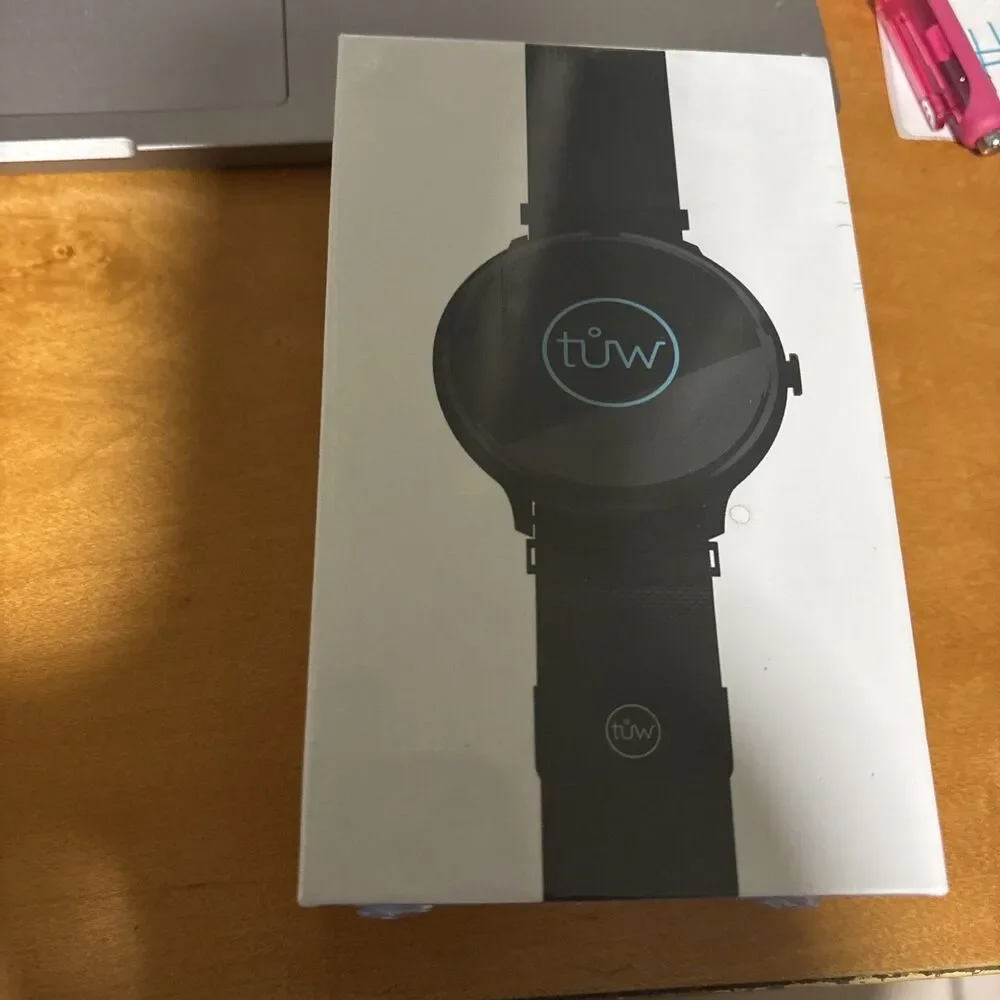 tuw Smartwatch Tracking Your Wellness DZYNE Bluetooth Extra Band USB